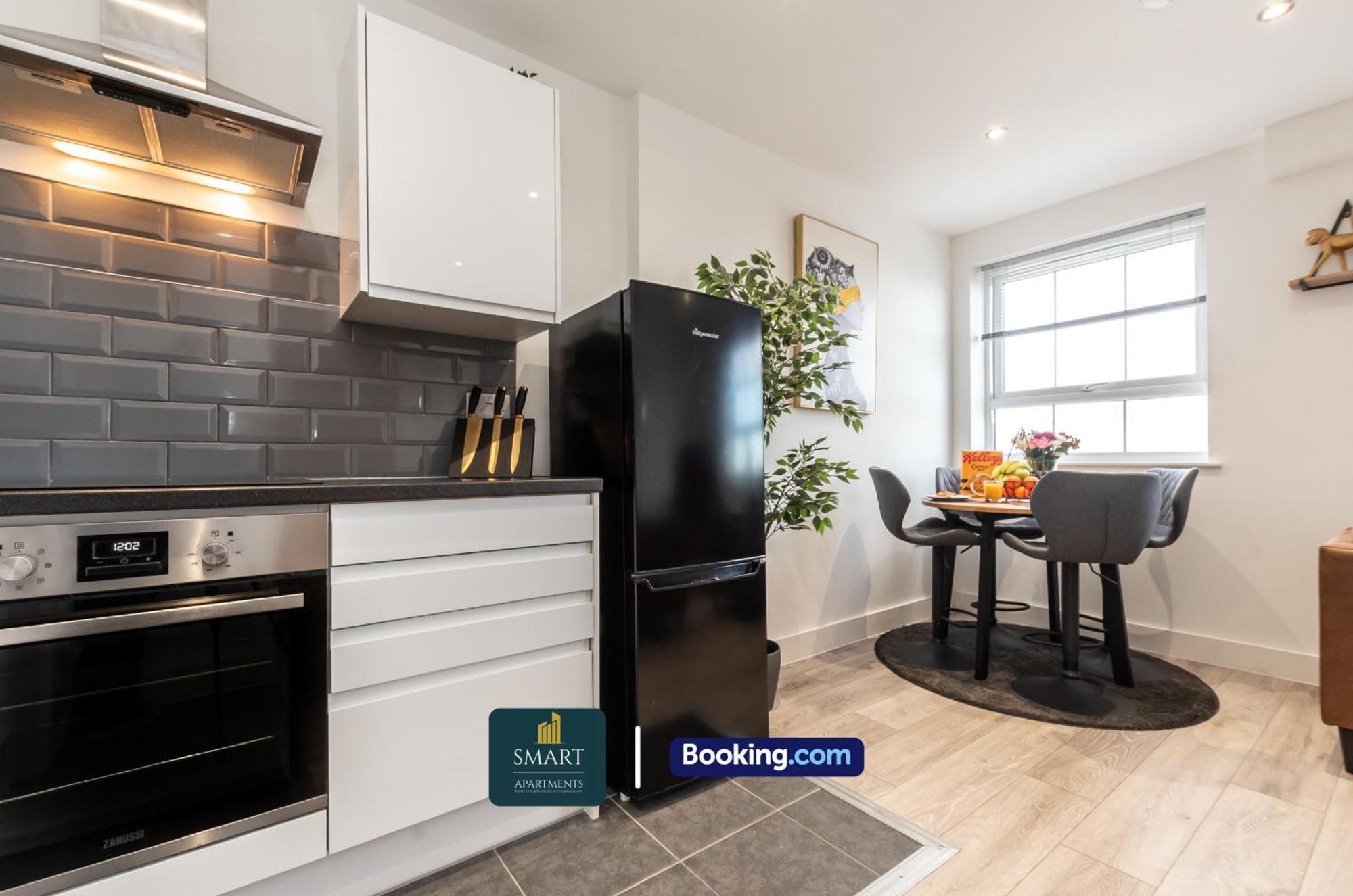 Relaxing Atlantic Mansions By Smart Apartments Short Lets & Serviced Accommodation Apartment Southampton With Free Wifi Buitenkant foto