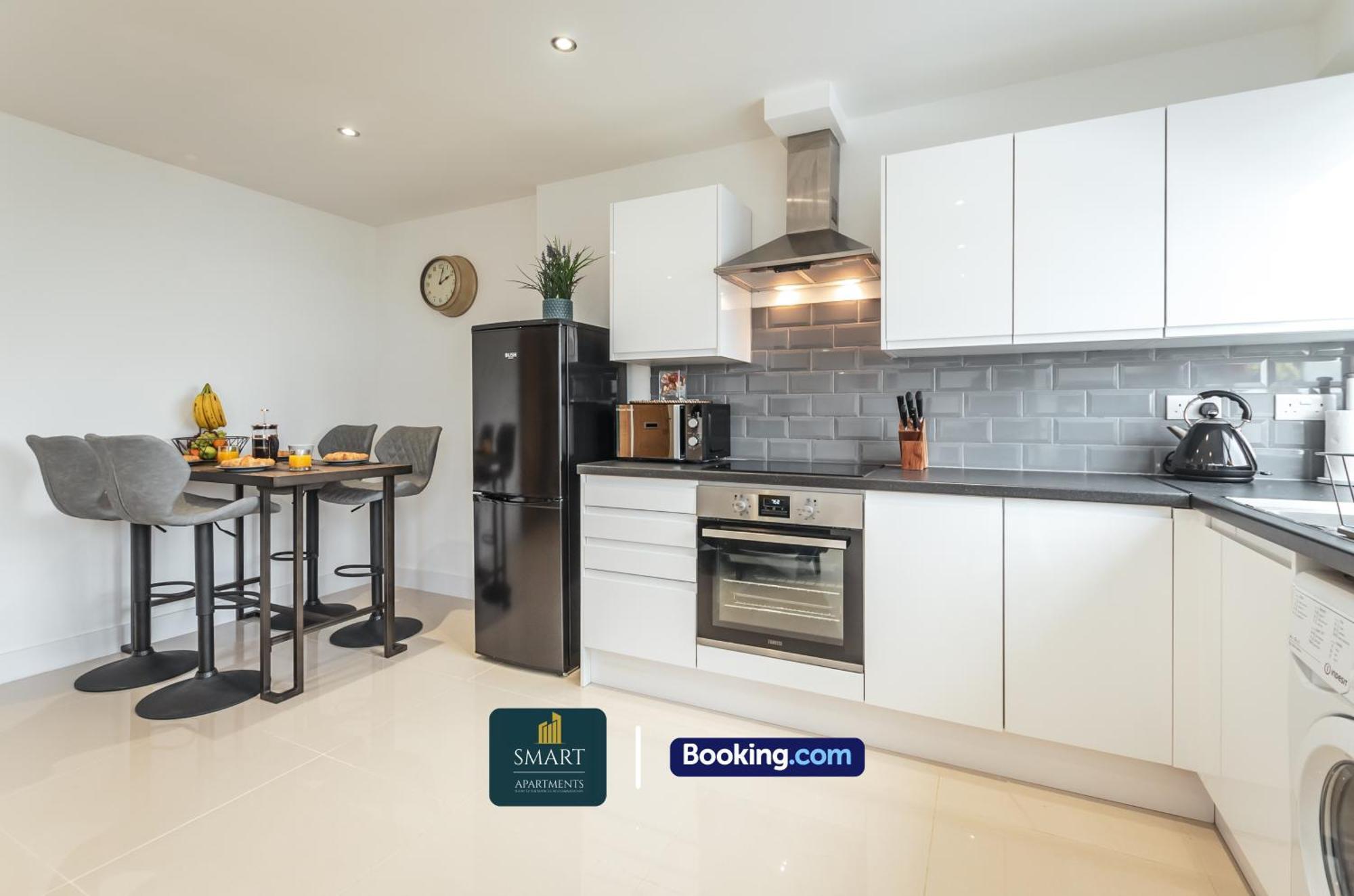 Relaxing Atlantic Mansions By Smart Apartments Short Lets & Serviced Accommodation Apartment Southampton With Free Wifi Buitenkant foto